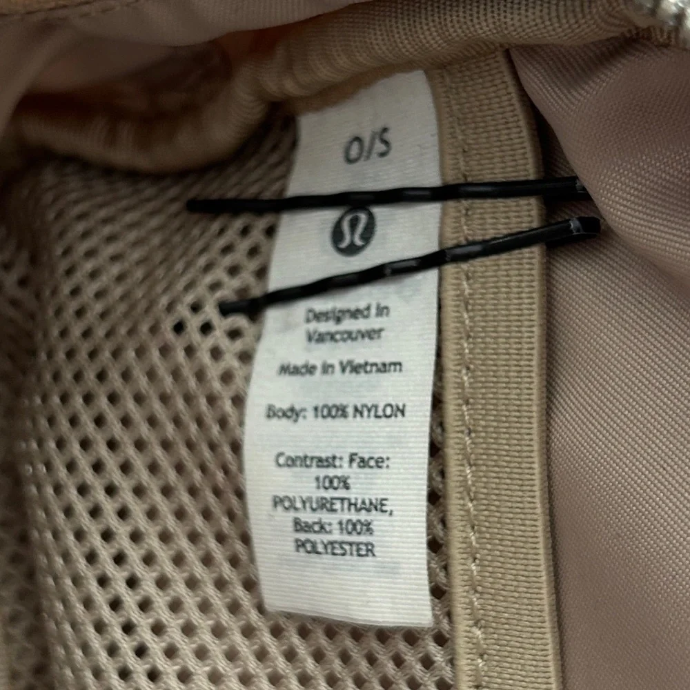 Lululemon Trench White Opal Everywhere Belt Bag 1L